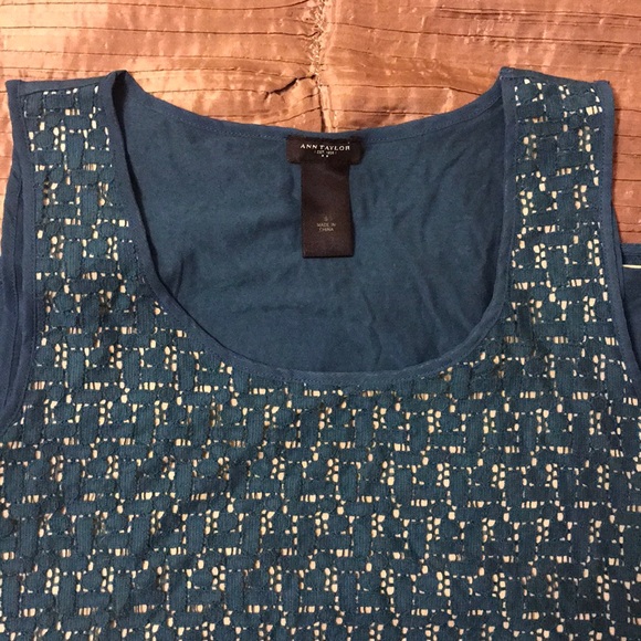 Ann Taylor Blue Lace Lined Tank, Small - Picture 4 of 5
